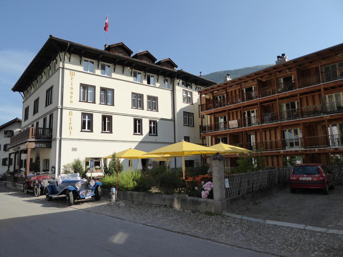 Hotel Weisses Kreuz Bergün Exterior foto
